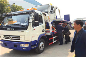 汉中汽车道路救援拖车价格